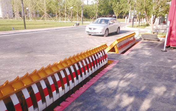 路障機